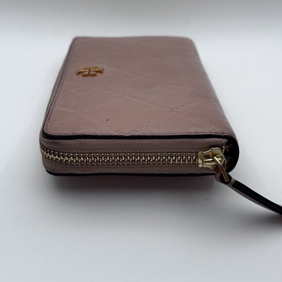 Tory Burch Quilted Pink Zippy Wallet‎ - Picture 8 of 16